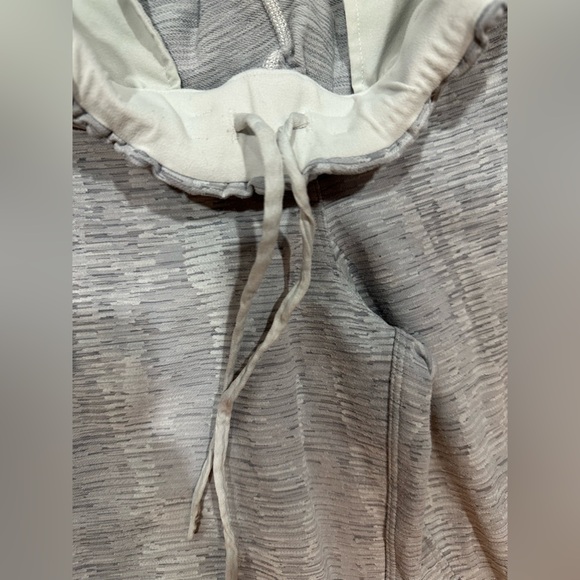 LULULEMON Grey thick unique joggers sz 6 - Picture 6 of 10